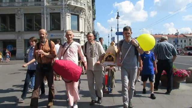 Джаганнат-Баладев-Субхадраджи - ки джая!!! С. Петербург. Ратха-ятра Джаганнат-Баладев-Субхадраджи - ки джая!!! С. Петербург. Ратха-ятра